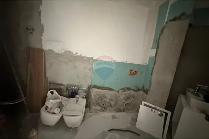 Tirane, shitet apartament , 64 m² 119.430 € 