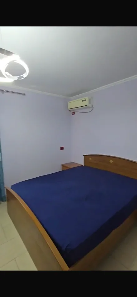 Tirane, jepet me qera apartament 2+1 Kati 2, 75 m² 700 € (Ali visha)