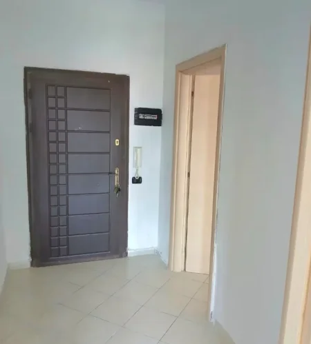 Tirane, shitet apartament 1+1 Kati 6, 78 m² 110.000 € (Pallatet Cabej)