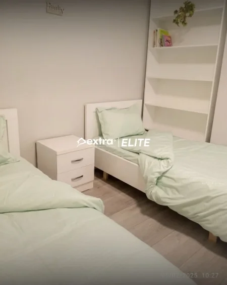 Tirane, jepet me qera apartament 2+1 Kati 5, 80 m² 850 € (Mondial)