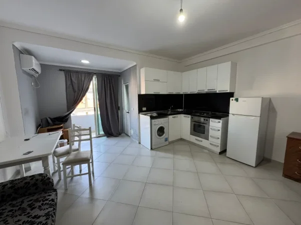 SHITET NDERTESE 3 KATESHE  1.200.000 € (VILAT AMERIKANE)