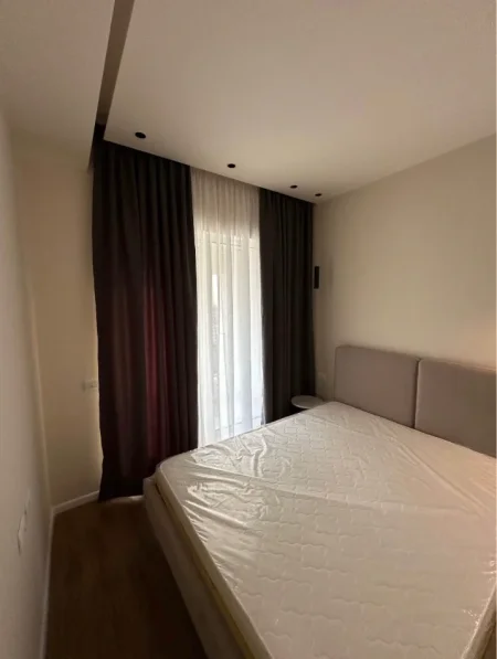Tirane, jepet me qera apartament 1+1 Kati 7, 60 m² 550 € (REZIDENCA KAIMI)