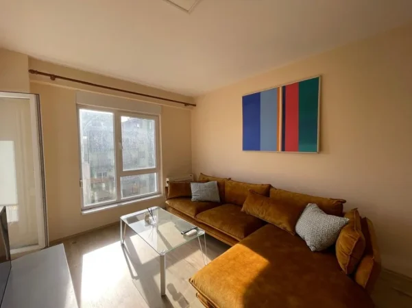 Tirane, jepet me qera apartament 2+1 Kati 6, 94 m² 700 € (21 Dhjetori)