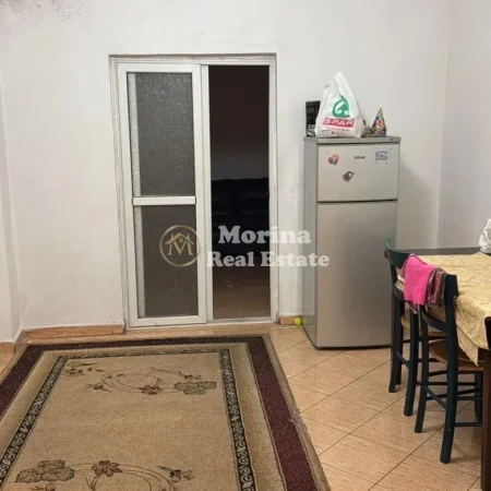 Tirane, jepet me qera shtepi 3+1 Kati 2, 135 m² 400 € (Zogu i ZI)