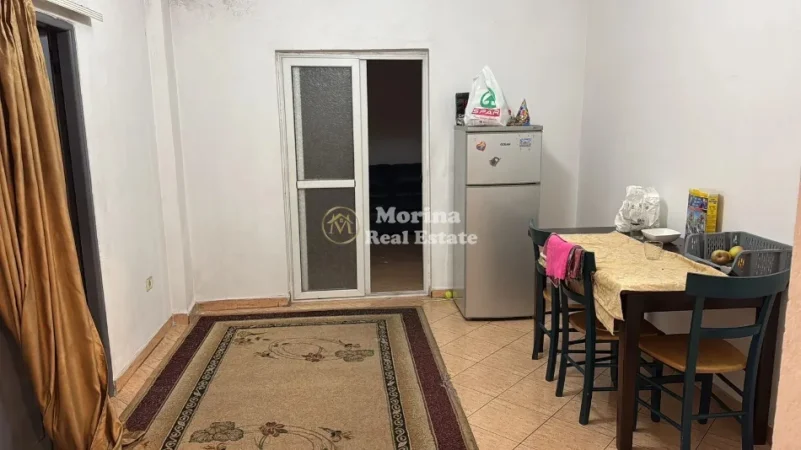 Tirane, jepet me qera shtepi 3+1 Kati 2, 135 m² 400 € (Zogu i ZI)