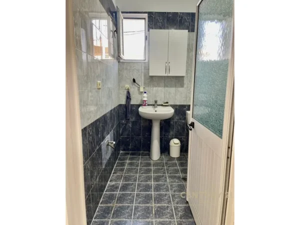 Tirane, shitet apartament 1+1 Kati 0, 51 m² 62.000 € (Shkoze)