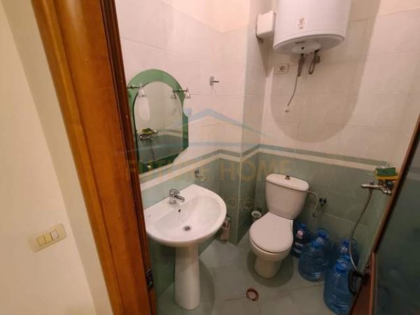 Tirane, jepet me qera apartament 2+1 Kati 4, 107 m² 450 Euro (OPP+33707)