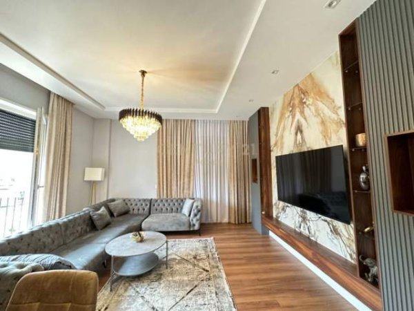 Tirane, jepet me qera apartament 2+1 Kati 4, 106 m² 1.800 Euro (Secret Garden Residence)