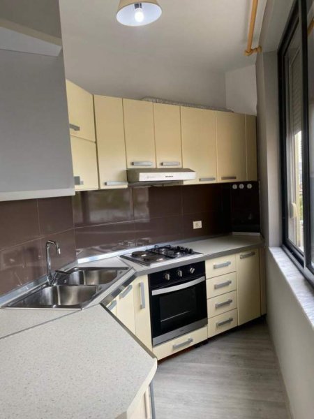 Tirane, jepet me qera apartament 2+1+BLK Kati 3, 100 m² 60.000 Leke (Shkolla Baletit)