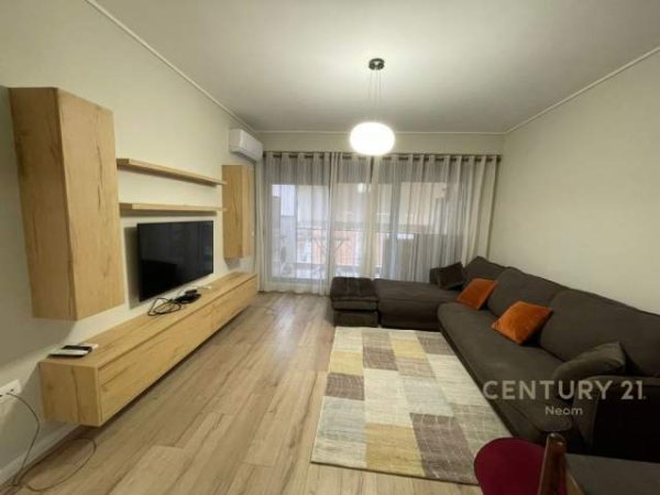 Tirane, jepet me qera apartament 1+1 Kati 5, 80 m² 550 Euro (Delijorgji)