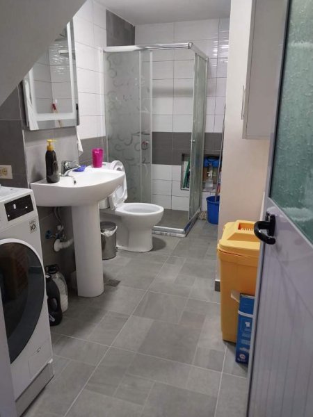 Tirane, shitet apartament duplex 3+1+A+BLK Kati 0, 140 m² 120.000 Euro (Thoma Koxhaj)