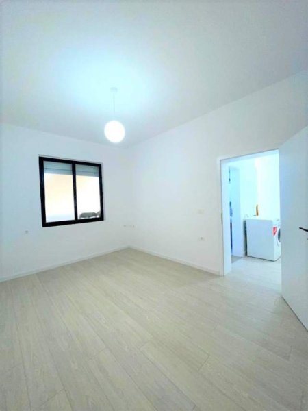 Tirane, shitet apartament 1+1+A+BLK 61 m² 112.000 Euro (Prane gjykates se Rrethit Tirane)