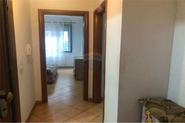 Tirane, jepet me qera 2+1 45.000 Leke
