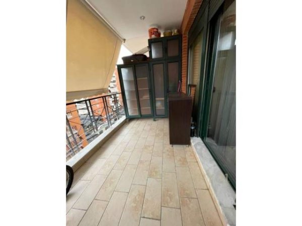 Tirane, jepet me qera apartament 1+1 Kati 5, 80 m² 550 Euro (Delijorgji)