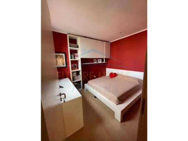Tirane, shitet apartament Kati 5, 117 m² 246.450 Euro (Pazari i ri , Rruga Qemal Stafa)