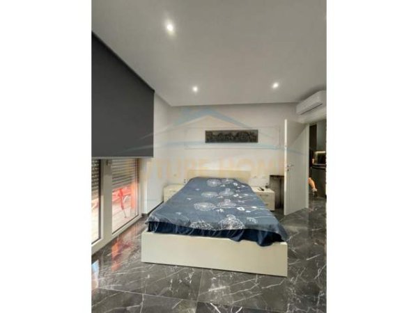 Tirane, jepet me qera apartament Kati 5, 74 m² 700 Euro (Zogu I Zi)