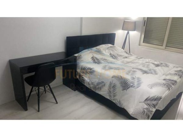 Tirane, jepet me qera apartament 2+1+BLK Kati 3, 636 m² 330 Euro (Rruga e Thesarit)