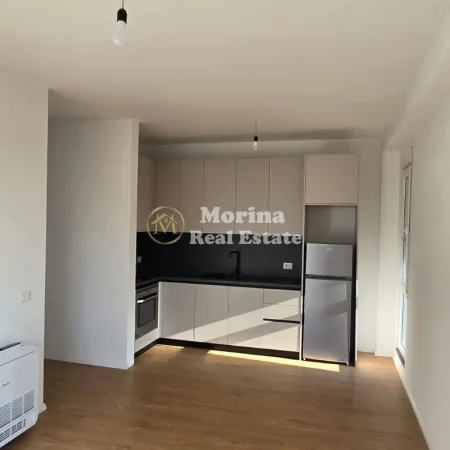 Tirane, jepet me qera ambjent biznesi Kati 4, 108 m² 700 € (Don Bosko)