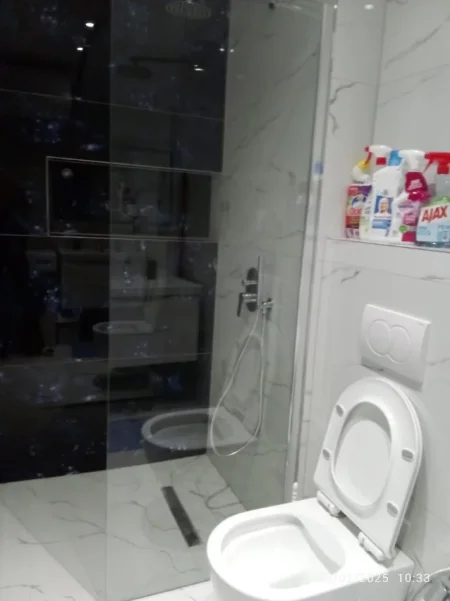 jepet me qera apartament 2+1 Kati 5, 91 m² 850 € (Frosina Plaku)