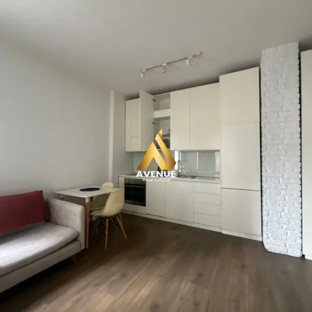 Tirane, jepet me qera apartament 1+1 Kati 5, 50 m² 650 € (Rruga medar shtylla)