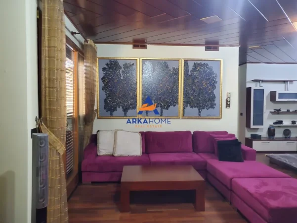 Tirane, jepet me qera apartament 3+1+Ballkon , 120 m² 1.200 € 