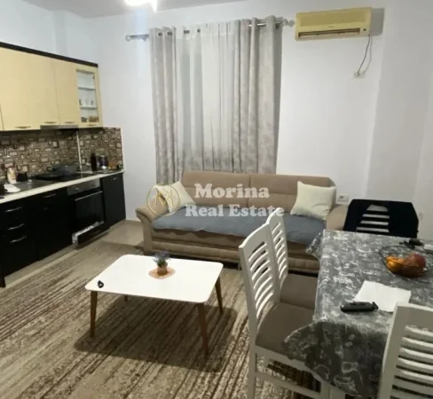 Tirane, jepet me qera apartament 1+1 Kati 2, 70 m² 500 € (Rruga 5 Maji)