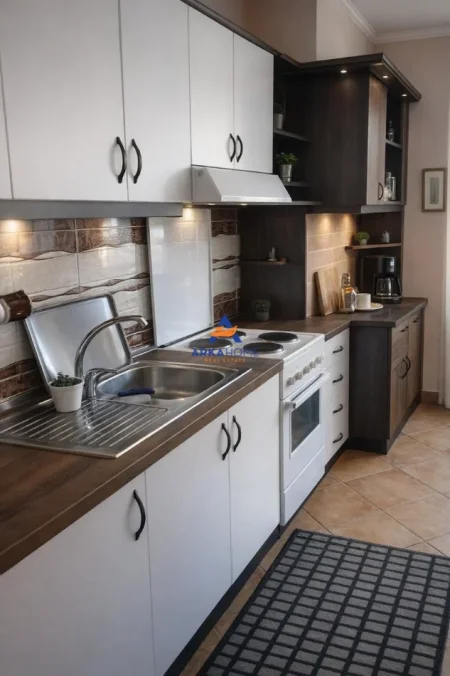 Tirane, jepet me qera apartament 2+1+Ballkon , 96 m² 625 € 