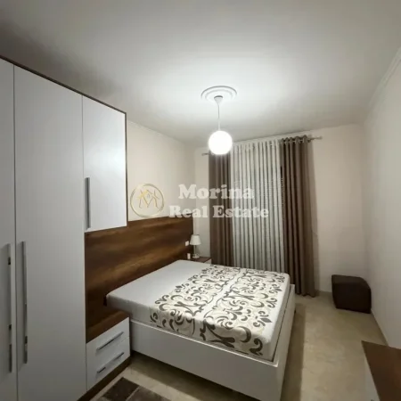 Tirane, jepet me qera apartament 1+1 Kati 1, 55 m² 450 € (Yzberisht)