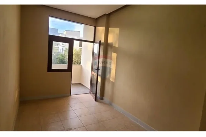 Tirane, shitet apartament Kati 1, 115 m² 130.000 € (Plazh Durres)