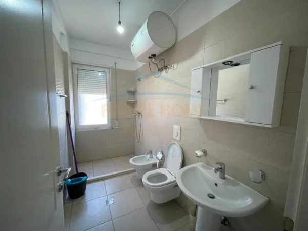APARTAMENT 1+1+POST ME QERA , TEK SIMACOM ASTIR