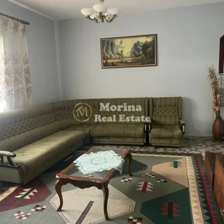 Tirane, jepet me qera shtepi 3+1 Kati 1, 200 m² 550 € (Fresku)