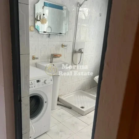 Tirane, jepet me qera shtepi 3+1 Kati 1, 200 m² 550 € (Fresku)