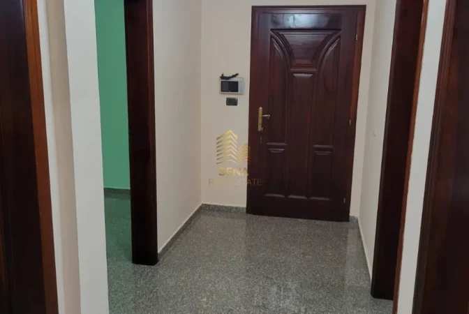 Tirane, jepet me qera apartament 2+1+Ballkon Kati 2, 100 m² 450 € (Rrethrrotullimi i Ali Demit)
