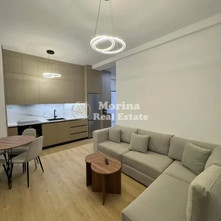 Tirane, jepet me qera apartament 1+1 Kati 6, 60 m² 500 € (Ali Demi)