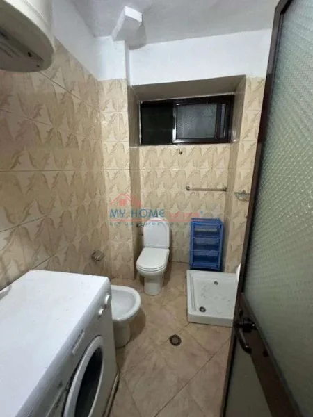 Tirane, shitet apartament 3+1+Aneks+Ballkon Kati 1, 103 m² 170.000 € (Mine Peza)