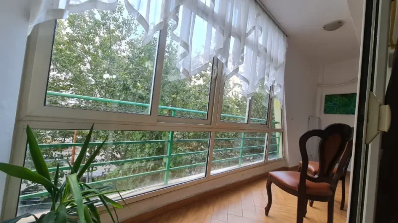 Shqiperi, jepet me qera apartament 2+1 Kati 3, 100 m² 600 € 