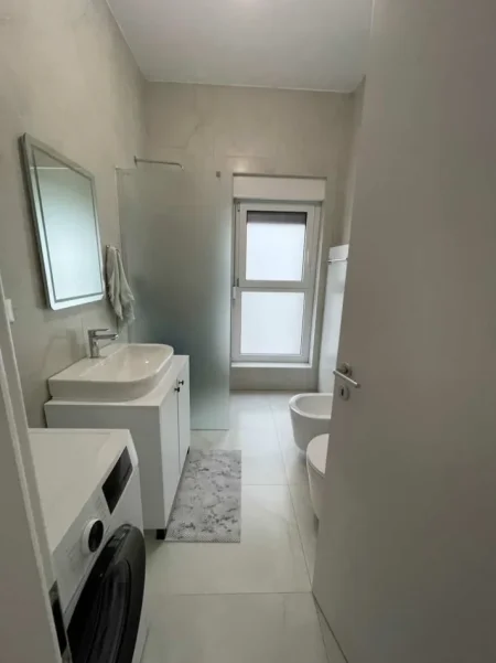 Tirane, jap me qera apartament 2+1 Kati 5, 78 m² 500 € (Rruga Pasho Hysa)