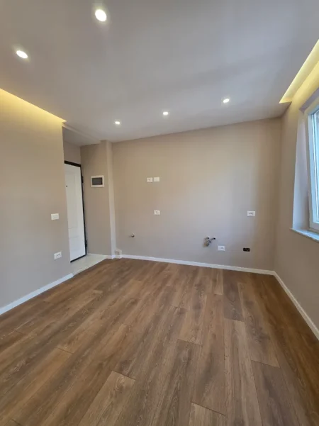 SHITET APARTAMENT 1+1 TEK MINE PEZA