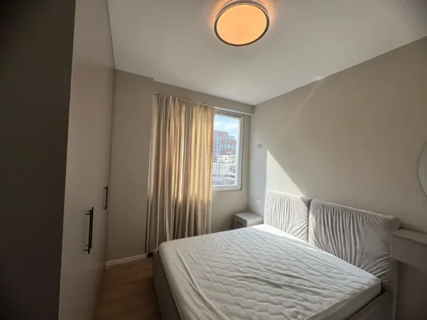 Tirane, jepet me qera apartament 1+1+Ballkon Kati 2, 56 m² 450 € (Astir)