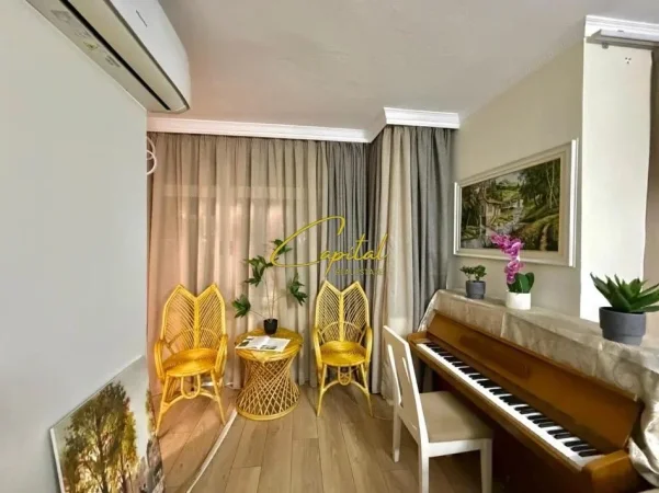 Tirane, jepet me qera apartament 3+1 Kati 3, 92 m² 1.200 € (VASIL SHANTO)