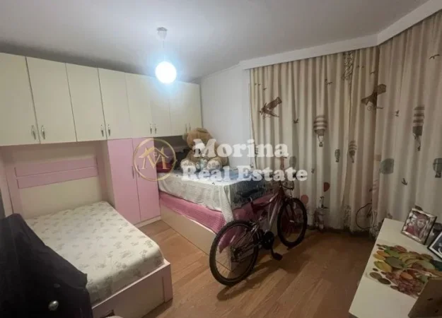 Tirane, jepet me qera apartament 2+1 Kati 2, 90 m² 700 € (Fusha Aviacionit)