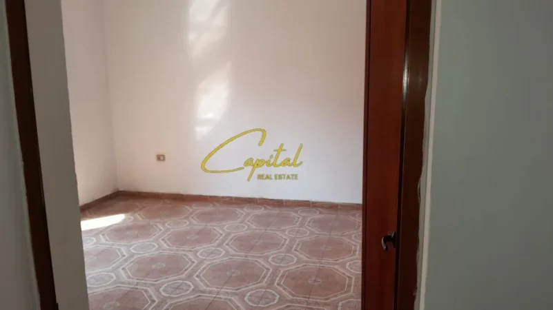 Tirane, jepet me qera shtepi 3+1 Kati 1, 110 m² 800 € (ASTIR)