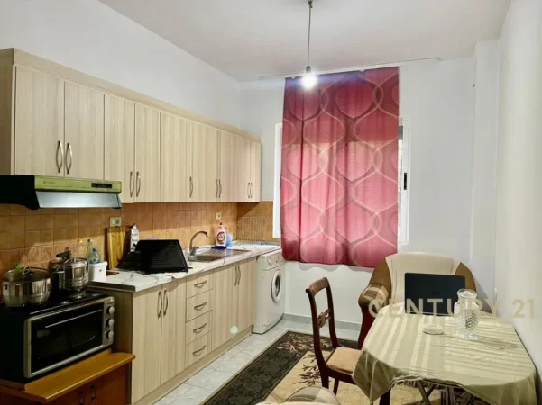 Tirane, shitet apartament 2+1 Kati 0, 97 m² 88.000 € (Shkoze)