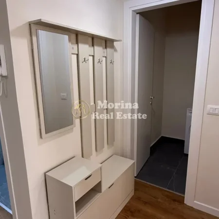 Tirane, jepet me qera apartament 1+1 Kati 3, 75 m² 550 € (5 Maji)