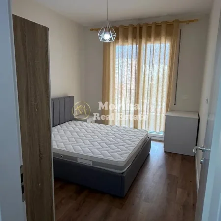 Tirane, jepet me qera apartament 1+1 Kati 3, 75 m² 550 € (5 Maji)
