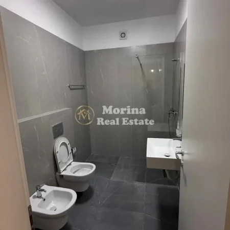 Tirane, jepet me qera apartament 1+1 Kati 3, 75 m² 550 € (5 Maji)