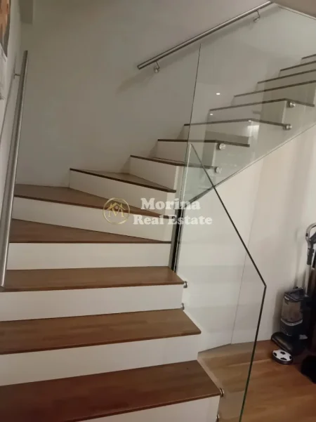 Tirane, jepet me qera apartament duplex Dublex Kati 2, 120 m² 1.000 € (Ish Uzina Dinamo)