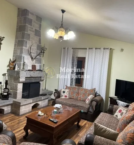 Tirane, jepet me qera Vile 1+1 Kati 1, 60 m² 400 € (Shkoze)