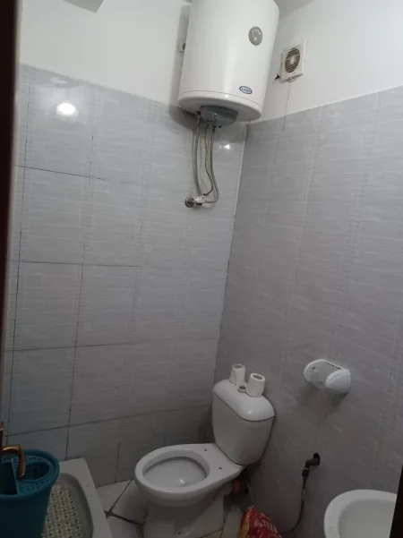 Tirane, jepet me qera apartament 1+1 Kati 6, 70 m² 400 € (ASTIR)