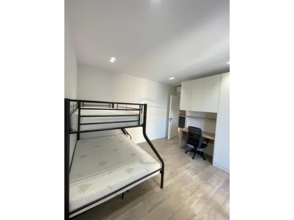 Tirane, jepet me qera apartament 2+1 Kati 2, 103 m² 1.150 € (Kompleksi FZ, Godina Corner, Liqeni i thate.)